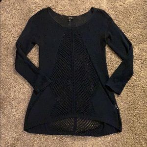 Navy crochet 3/4 sleeve woven top